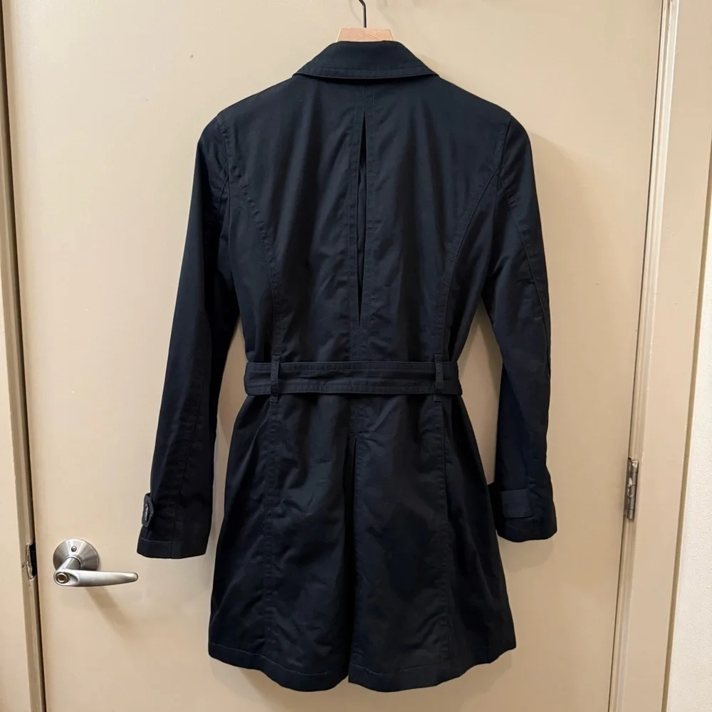 Coach women’s Cotton mid length Trench Coat in black size XS normcore fall